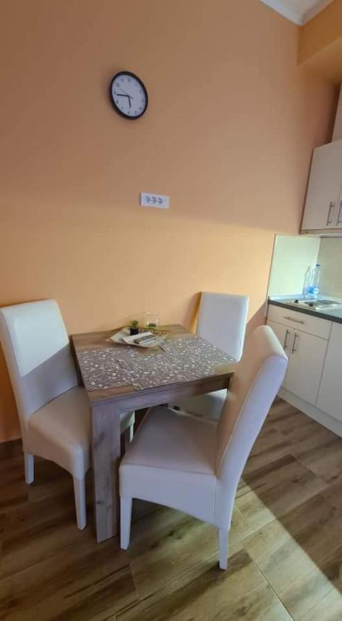 Ales Apartman Сомбор Экстерьер фото